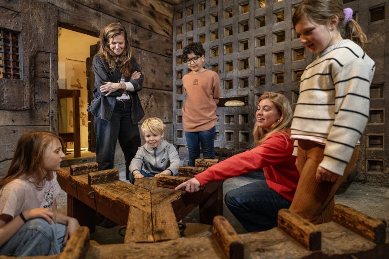 Gevangenis Het Steen: Duik in Delft’s gevangenisverhaal — museum-expo in Delft