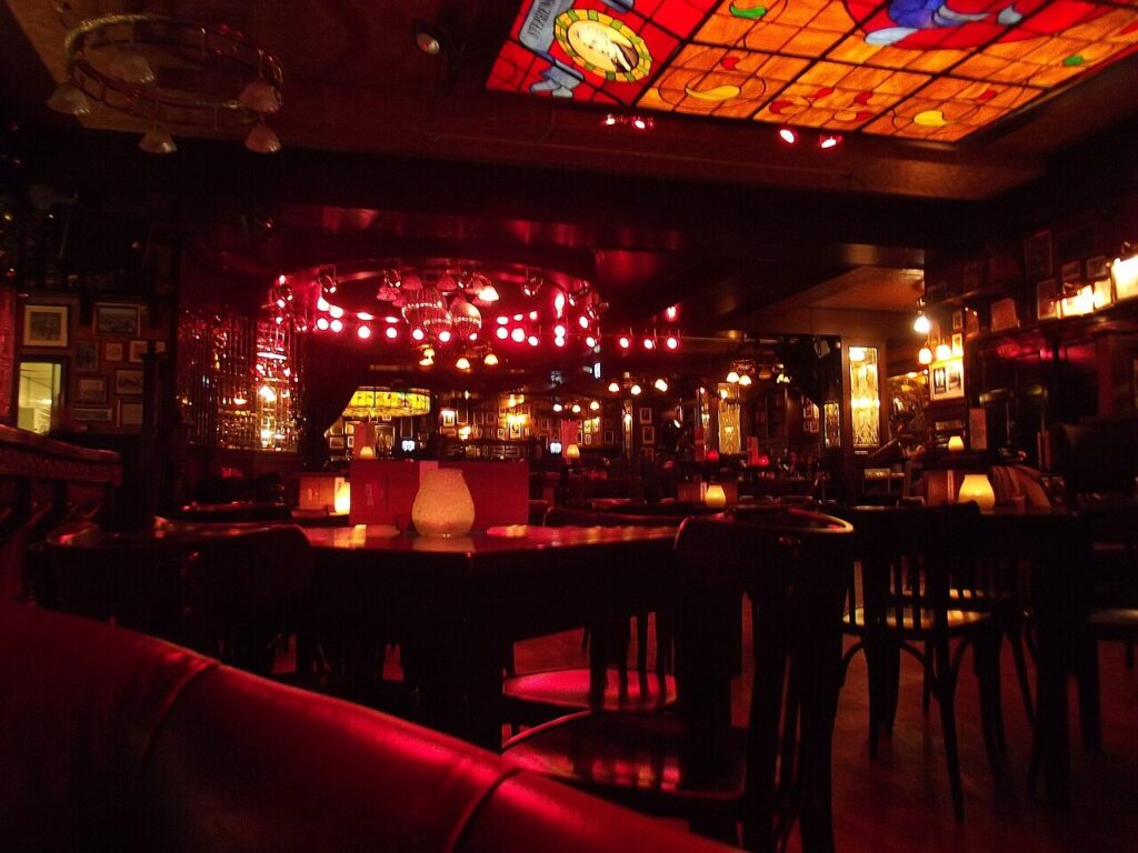 Birra Moretti Session | hosted by Once More (Groover) in Delft