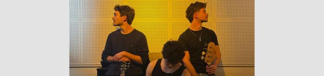 X Live on Sunday: Open Mic & The Trapdoors — muziek in Delft